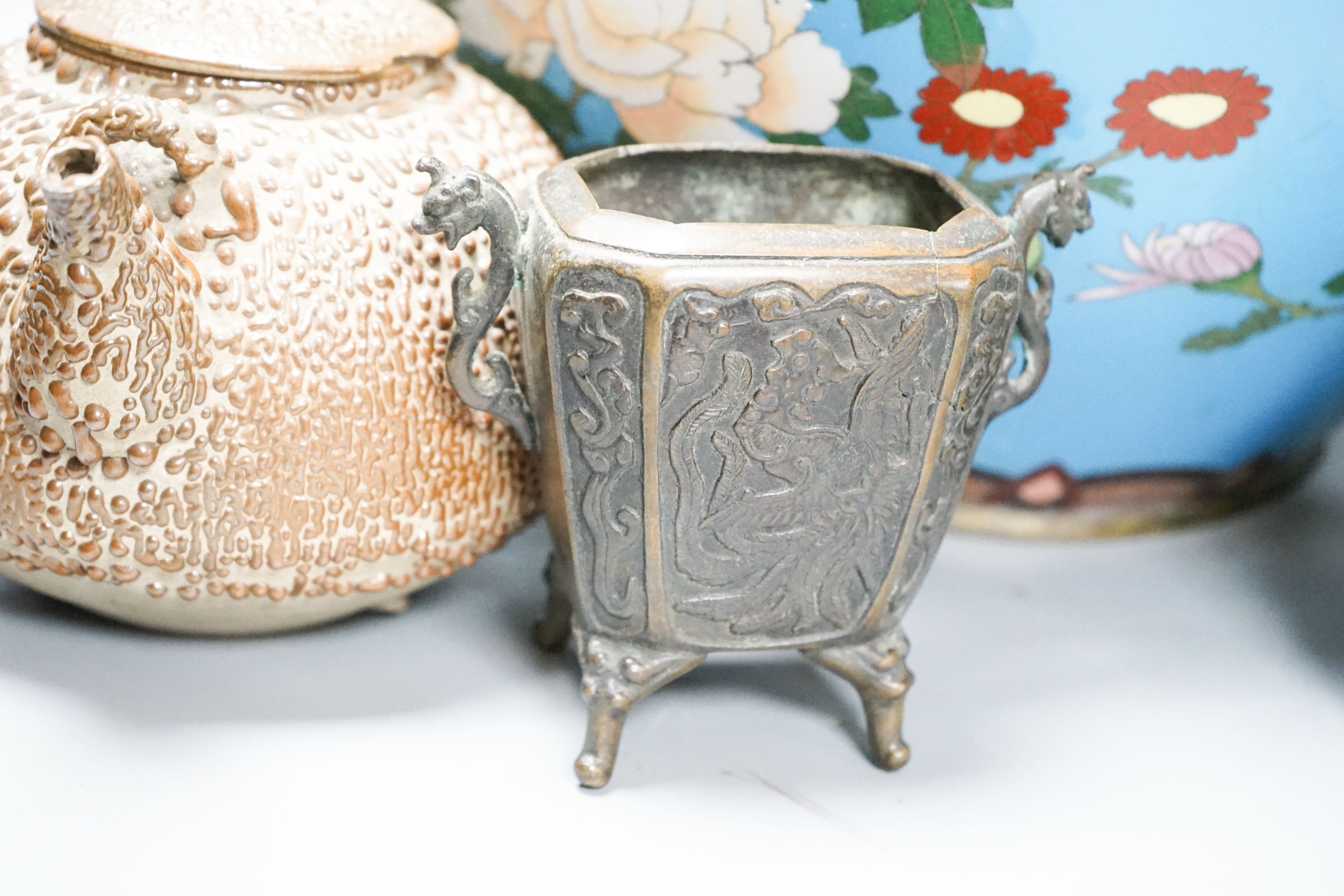 Assorted Japanese items, cloisonné enamel jardiniere etc. 27cm